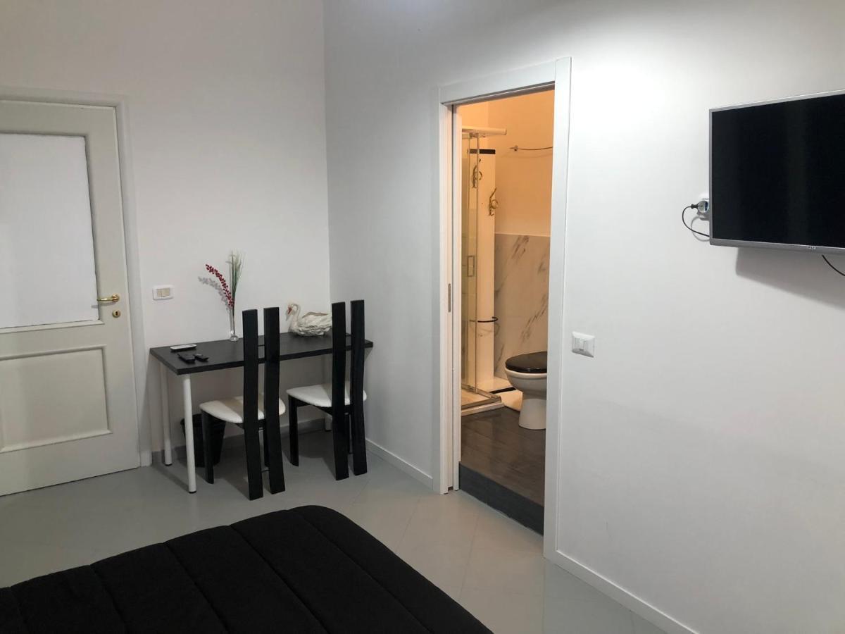 Cleopatra Hotel Catania-Fontanarossai nemzetközi repülőtér Kültér fotó